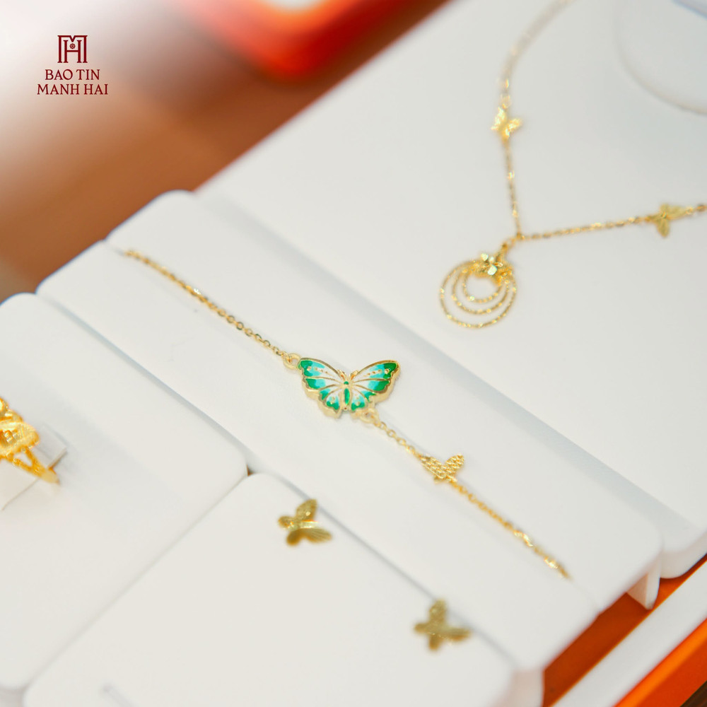 Lắng nghe lời khuyên từ chuyên gia giúp quý khách sở hữu món trang sức 585 hoàn mỹ và giá trị nhất