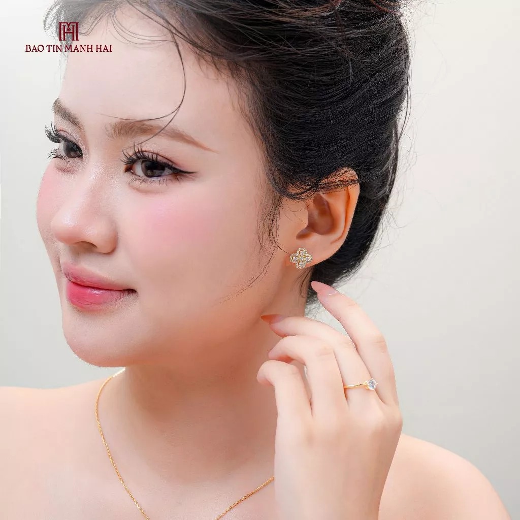 Khuyên vàng 10K PYBTV10CZH-510033