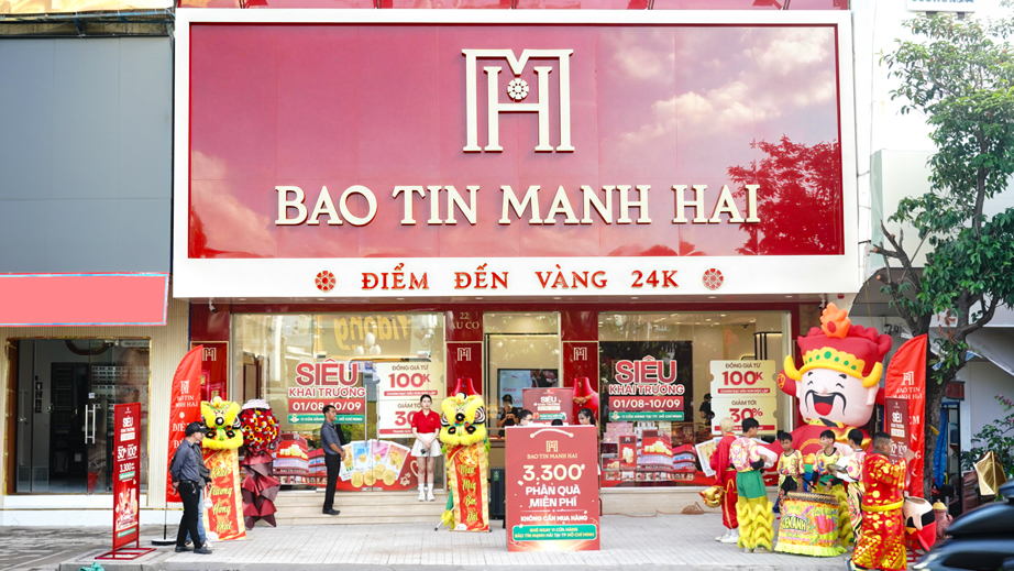 BẢO TÍN MẠNH HẢI CHÍNH THỨC ĐÁNH DẤU CỘT MỐC MỞ RỘNG VỚI SIÊU KHAI TRƯƠNG 11 CỬA HÀNG TẠI TP.HCM