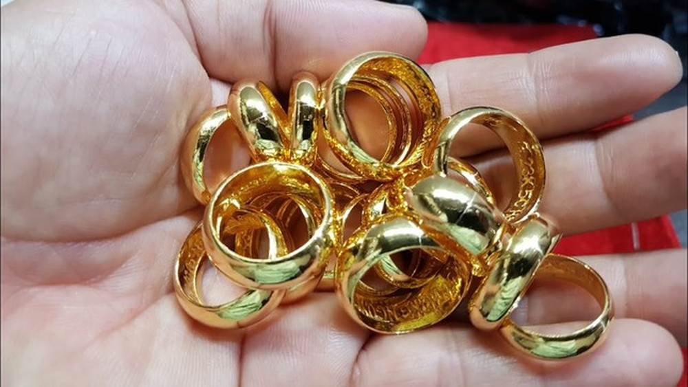 Vàng nhẫn 9999 có kích thước nhỏ gọn