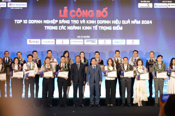 Bảo Tín Mạnh Hải vinh dự nhận giải Top 10 Doanh nghiệp Sáng tạo và Kinh doanh hiệu quả Việt Nam 2024 trong các ngành kinh tế trọng điểm (VIE10) và sản phẩm Kim Gia Bảo nhận giải Top sản phẩm, Dịch vụ Đổi mới, Sáng tạo Hiệu quả của năm 2024 (POY).