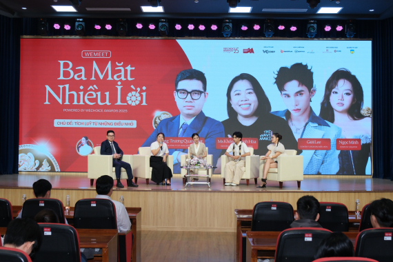 Bảo Tín Mạnh Hải tại WeMeet: Ba mặt "nhiều" lời tại HUTECH - không gian tràn ngập năng lượng với những góc nhìn tài chính thẳng thắn và các cuộc đối thoại cởi mở giữa chuyên gia và sinh viên. 